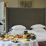Pacai, Vilnius, A Member Of Design 5*